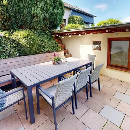 Sommerhaus Am Nationalpark Eifel Mit Sauna Und Whirlpool Hébergement de vacances Montjoie