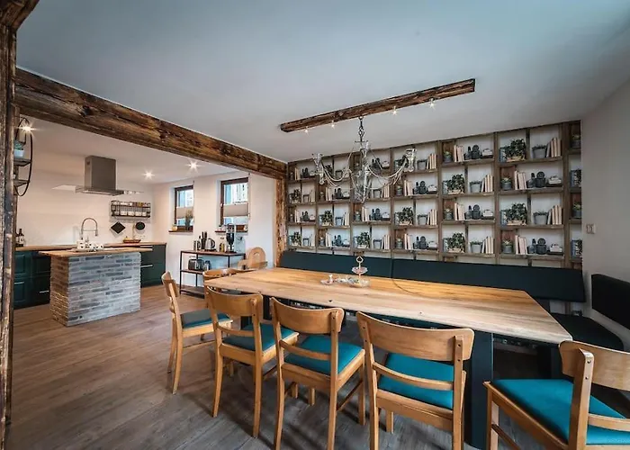 Sommerhaus Am Nationalpark Eifel Mit Sauna Und Whirlpool 別荘 モンシャウ