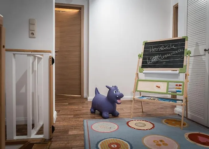 Sommerhaus Am Nationalpark Eifel Mit Sauna Und Whirlpool 別荘 モンシャウ