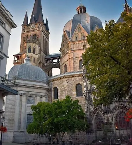 Sommerhaus Am Nationalpark Eifel Mit Sauna Und Whirlpool