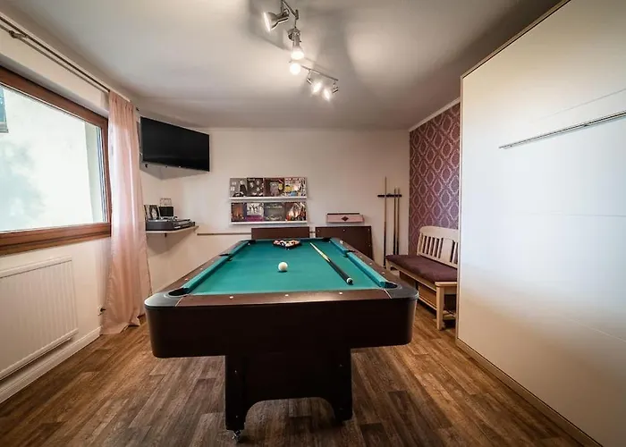 Hébergement de vacances Sommerhaus Am Nationalpark Eifel Mit Sauna Und Whirlpool Montjoie