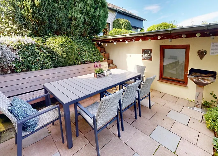 Sommerhaus Am Nationalpark Eifel Mit Sauna Und Whirlpool 別荘 モンシャウ